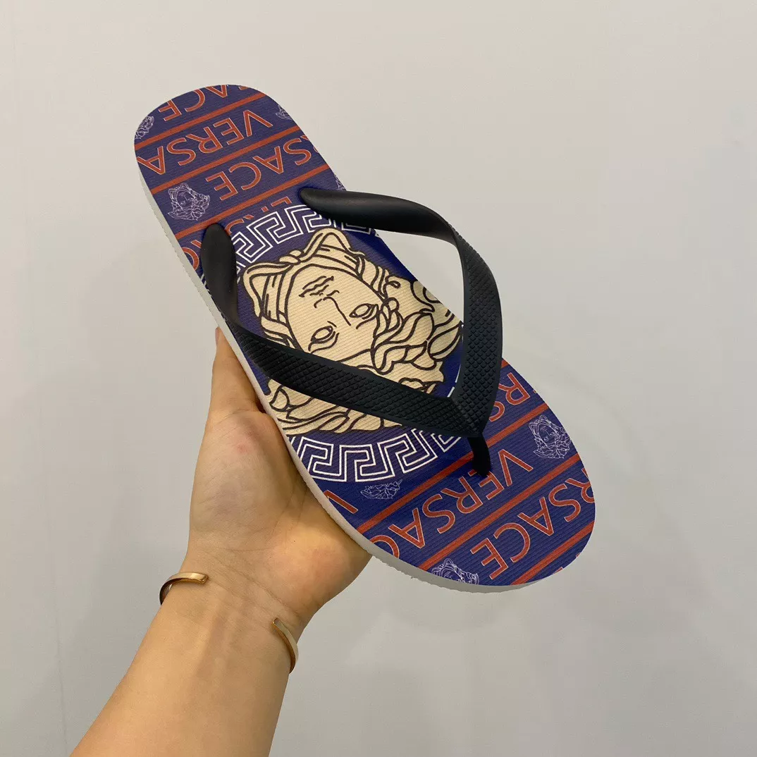 Versace Slippers For Women GoodFit 1577