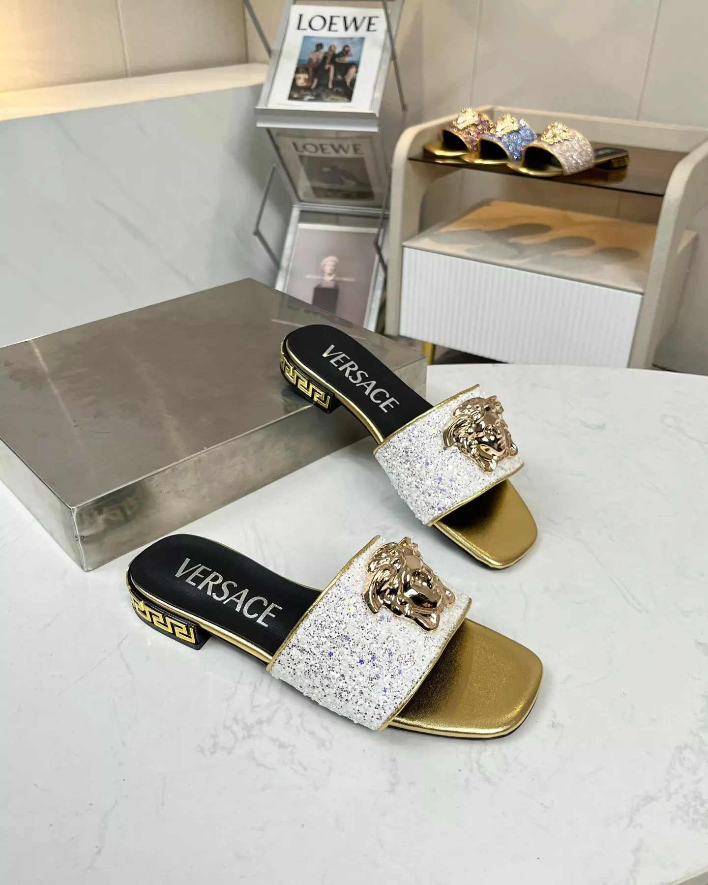 Versace Slippers For Women Minimalist 2804