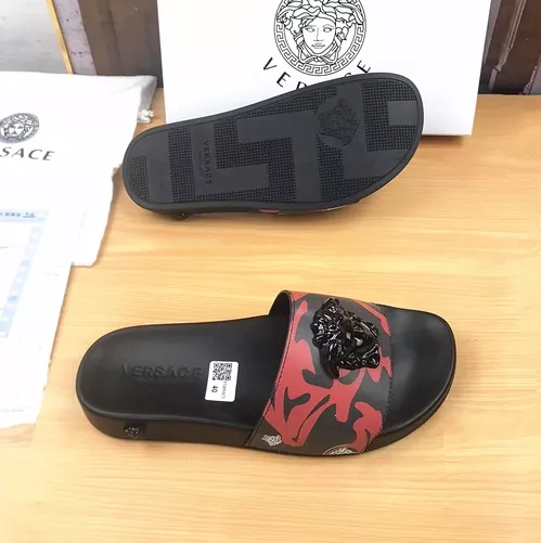 Versace Slippers For Women Minimalist 3406