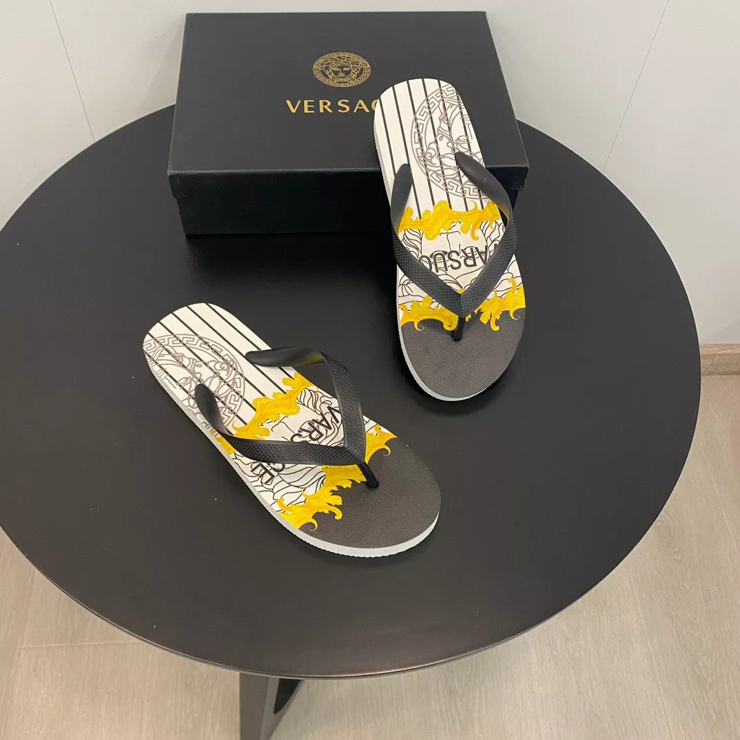 Versace Slippers For Women Refined 1711