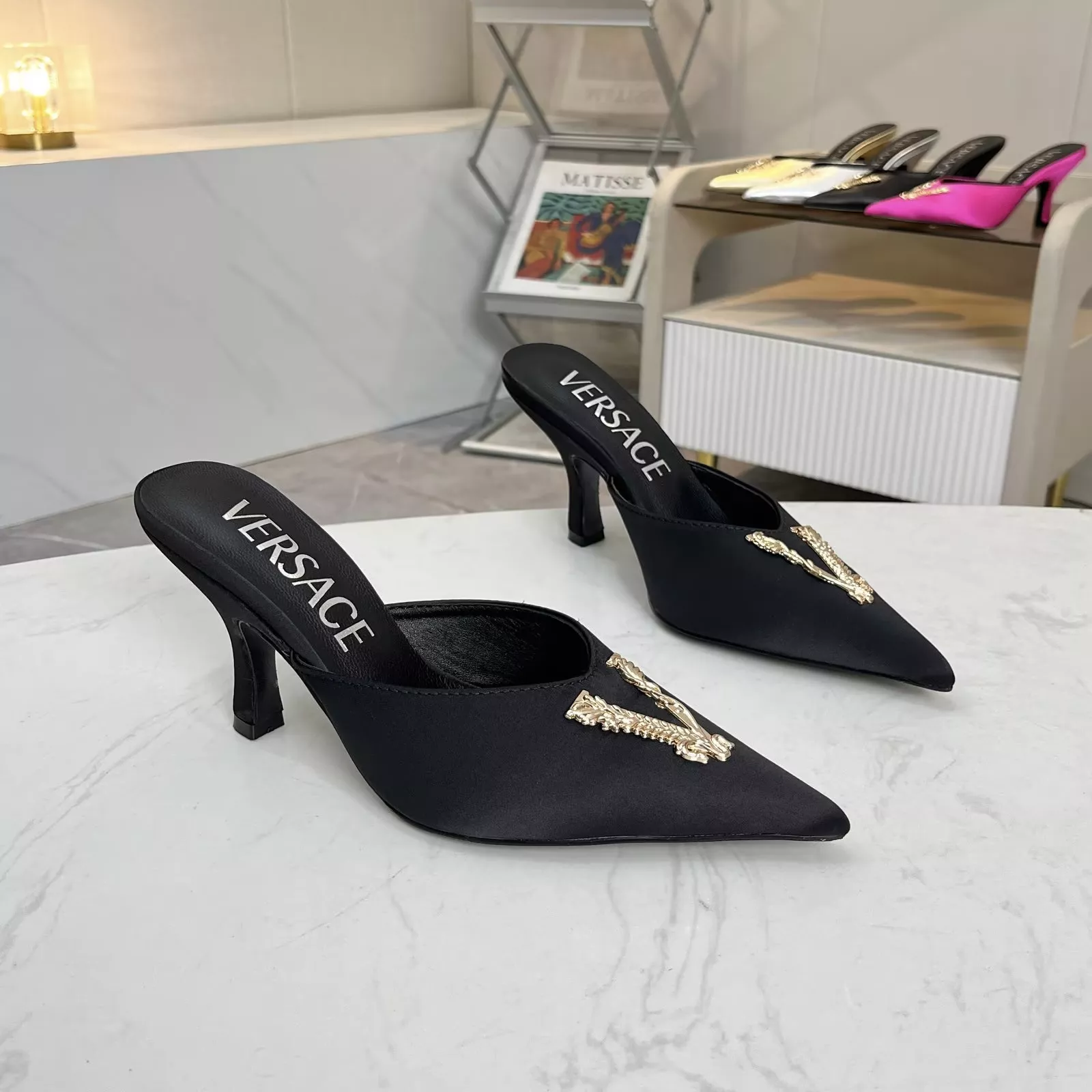 Versace Slippers For Women Refined 3144