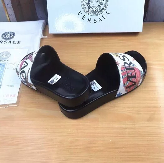 Versace Slippers For Women SmartChoice 2144