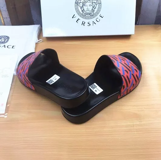 Versace Slippers For Women Timeless 1152