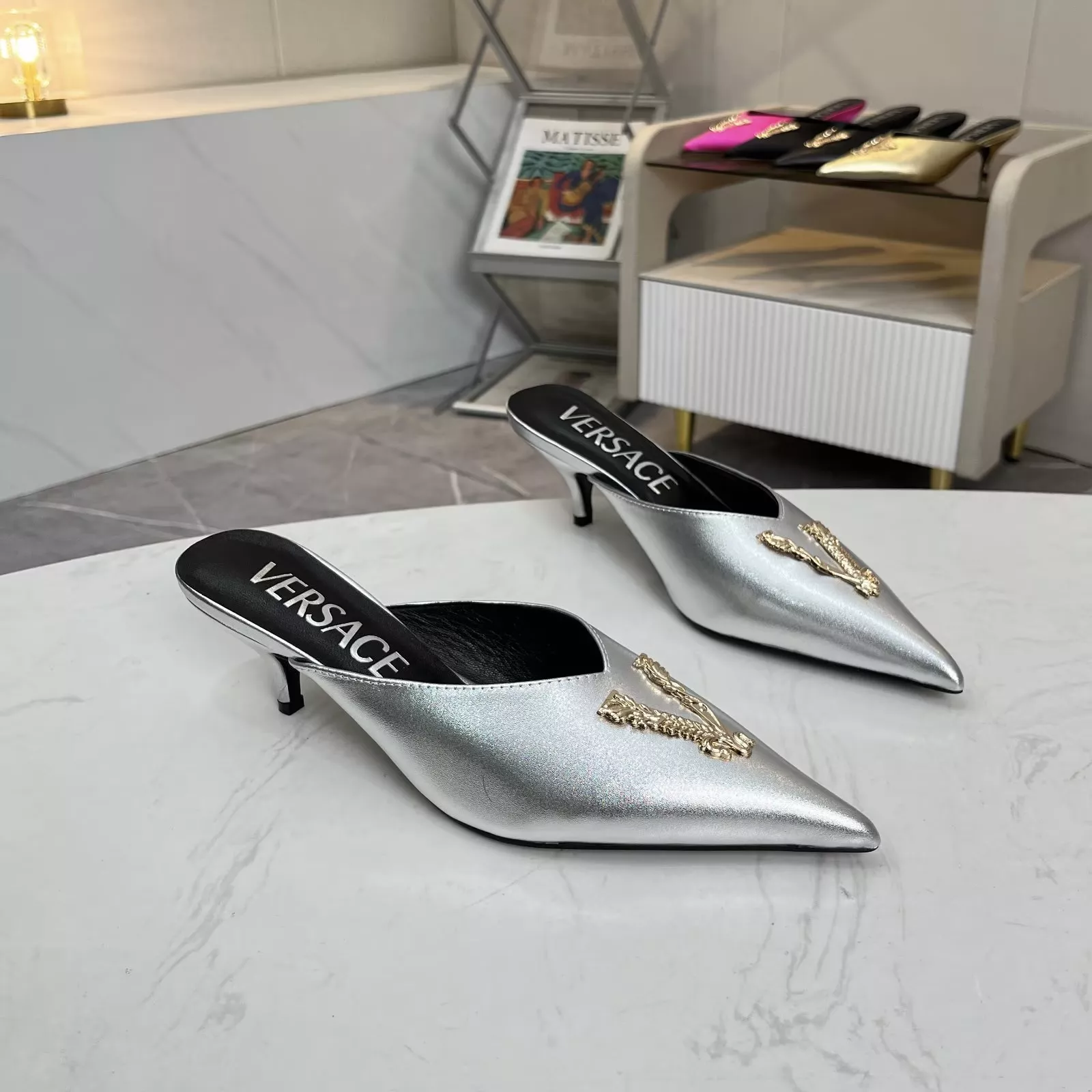 Versace Slippers For Women Timeless 5969