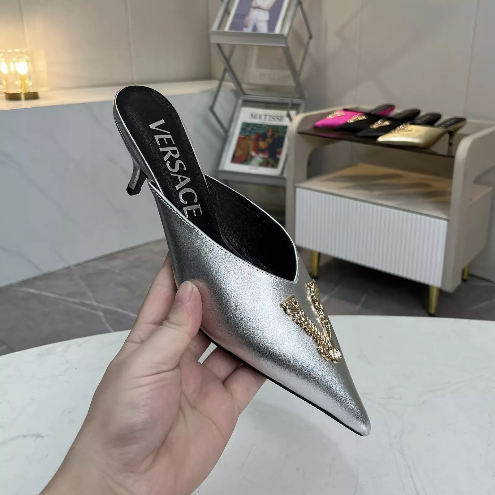 Versace Slippers For Women Timeless 5969