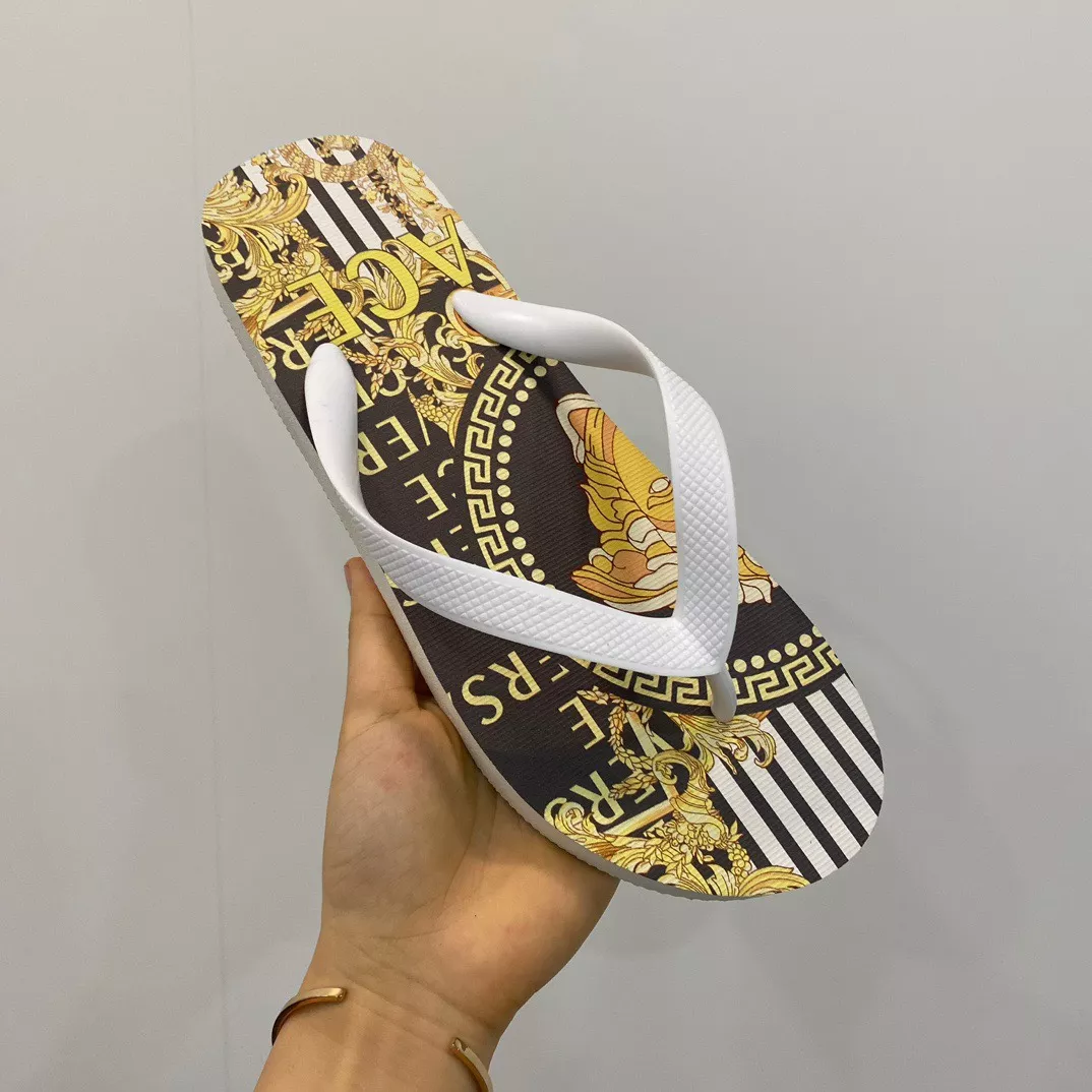 Versace Slippers For Women Unique 6483