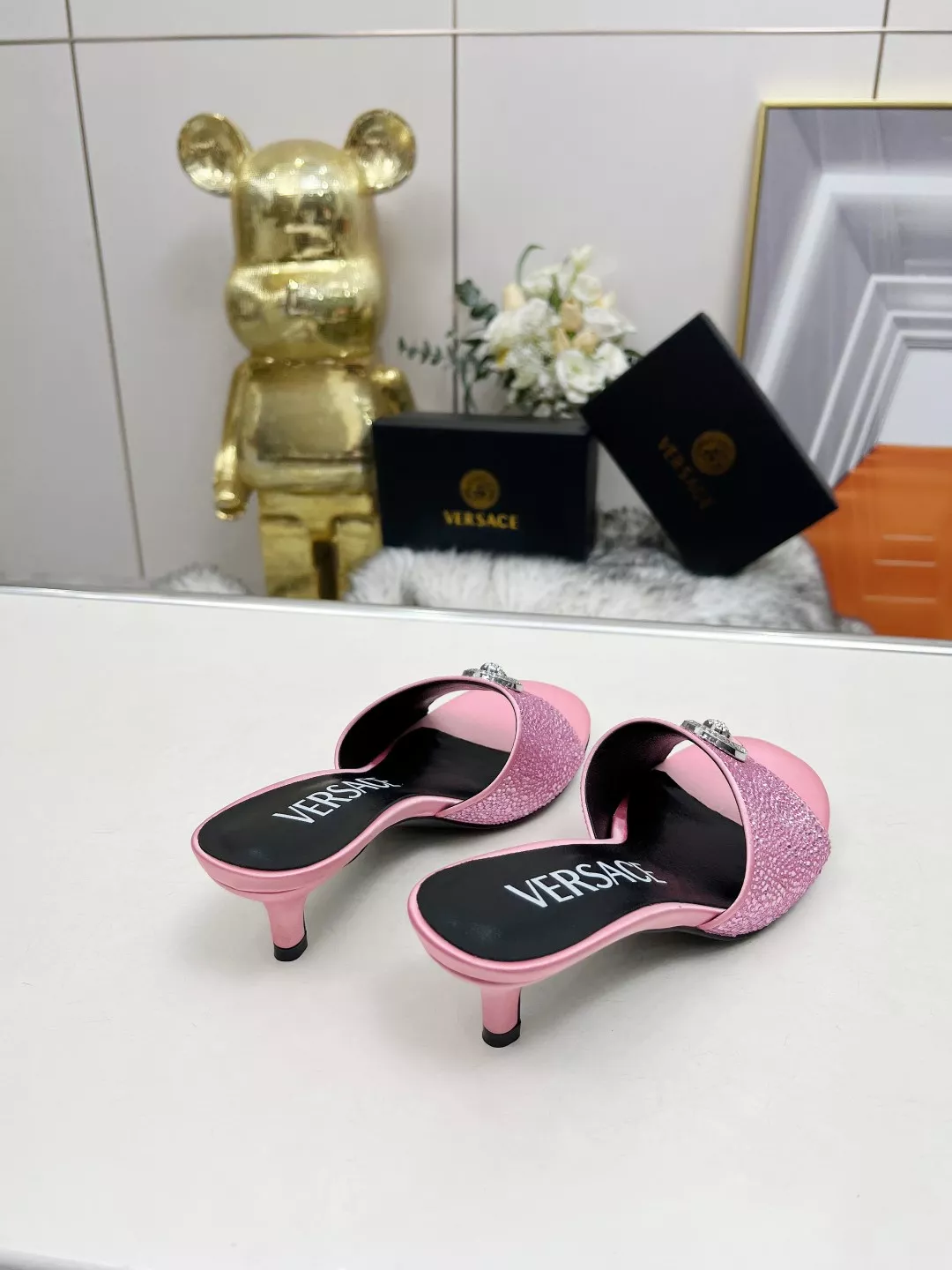 Versace Slippers For Women Unique 651