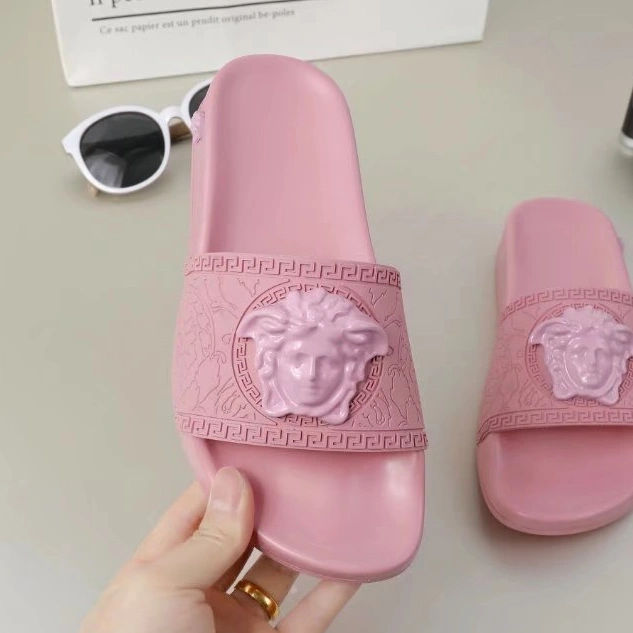Versace Slippers For Women Versatile 5102
