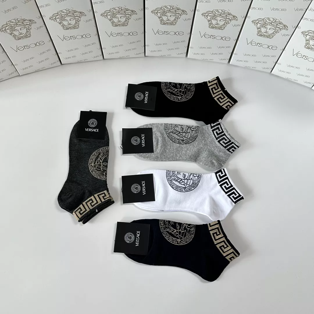 Versace Socks Sleek 4852
