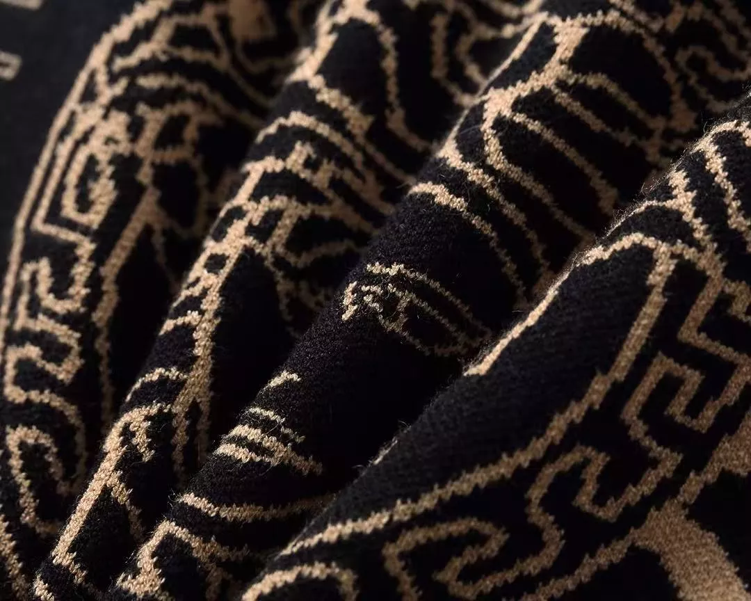 Versace Sweaters Long Sleeved For Men NewStyle 6155
