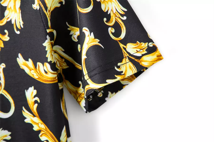 Versace T-Shirts Short Sleeved For Men Minimalist 3619