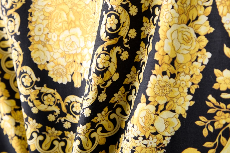 Versace T-Shirts Short Sleeved For Men Modern 5206