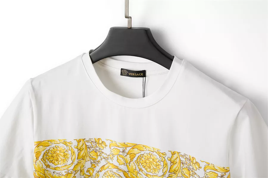 Versace T-Shirts Short Sleeved For Men Practical 5808