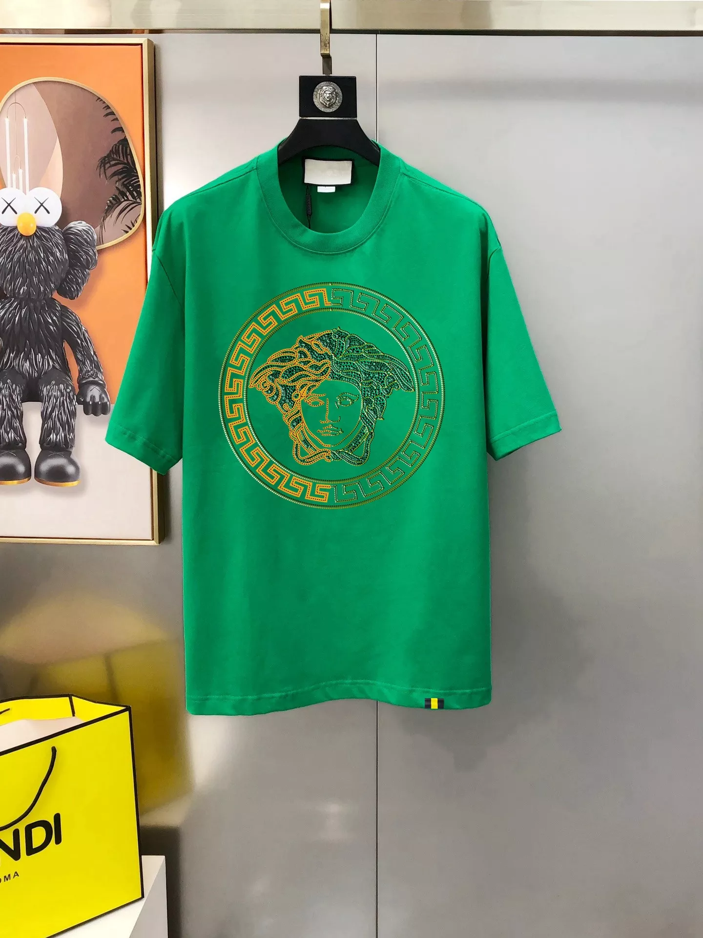 Versace T-Shirts Short Sleeved For Men Resilient 6738
