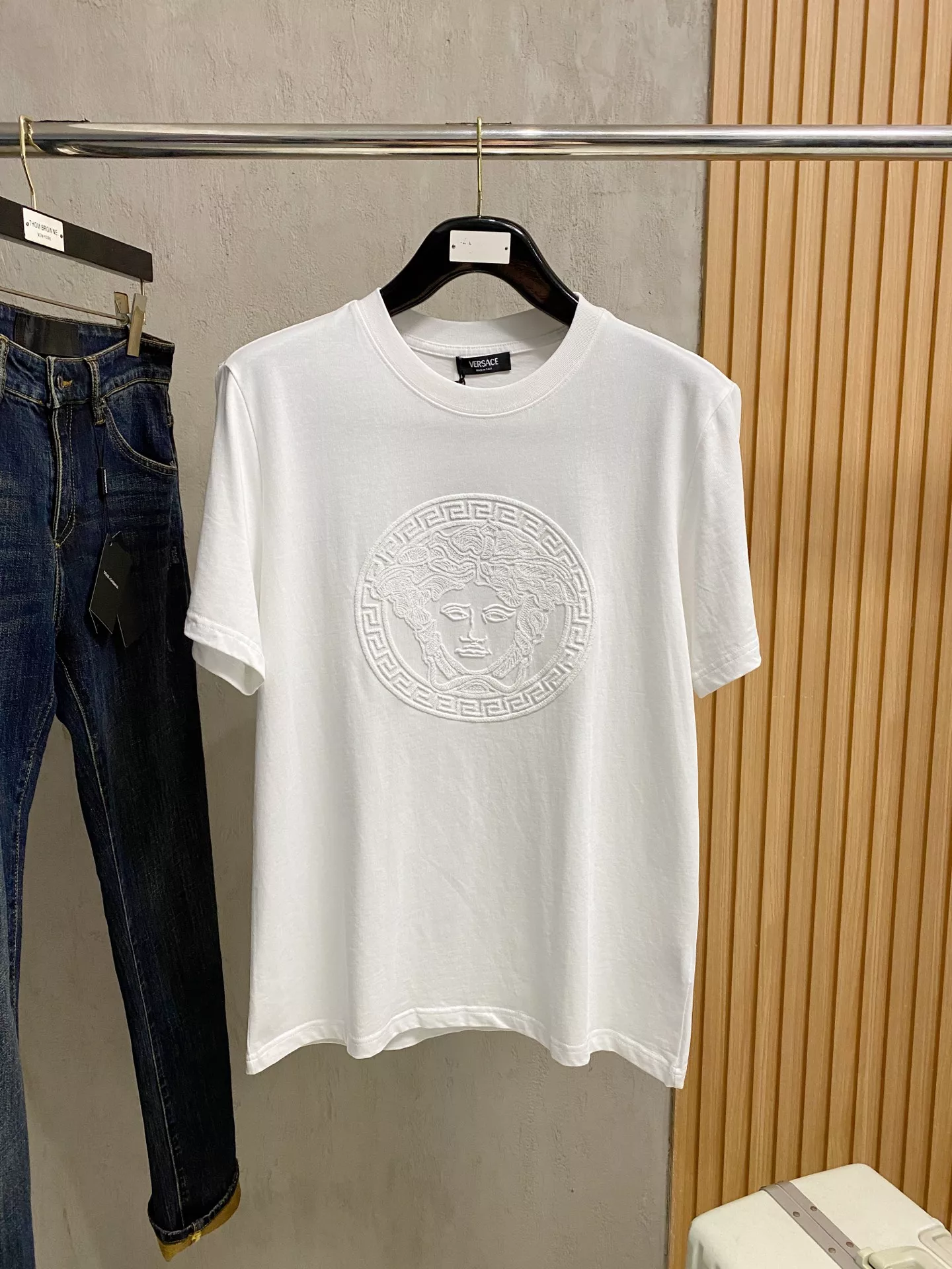 Versace T-Shirts Short Sleeved For Unisex Refined 7185