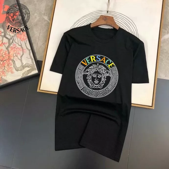 Versace T-Shirts Short Sleeved For Unisex Sophisticated 4535