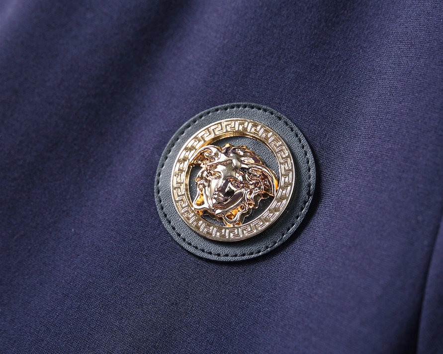 Versace Tracksuits Long Sleeved For Men HighQuality 7722