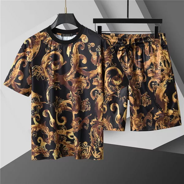 Versace Tracksuits Short Sleeved For Men Lightweight 3528