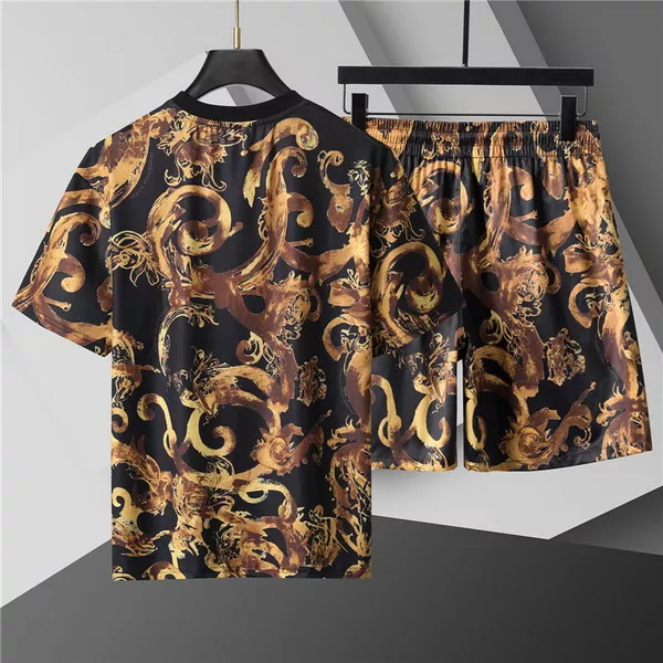 Versace Tracksuits Short Sleeved For Men Lightweight 3528