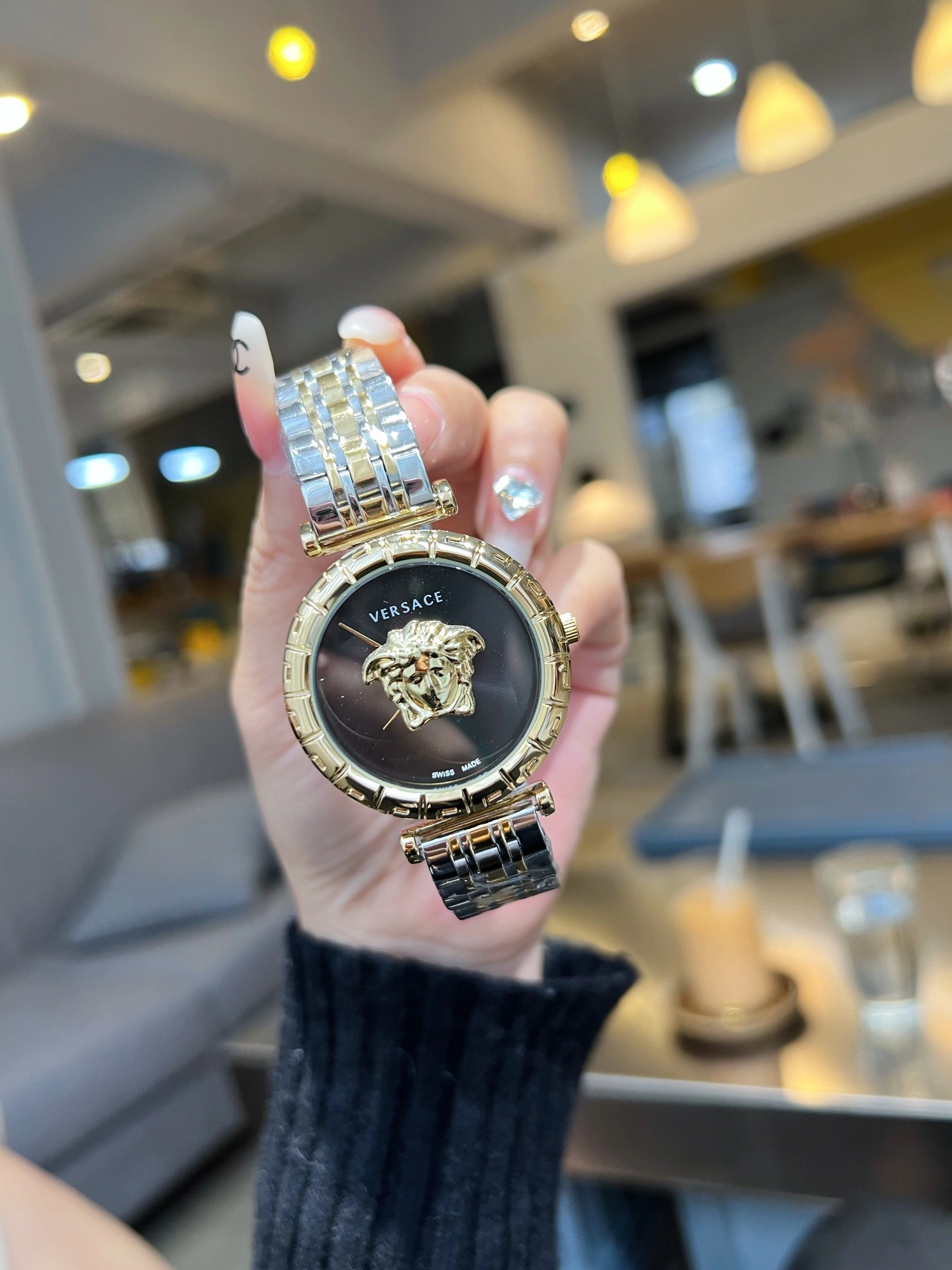 Versace Watches For Unisex Vibrant 6450