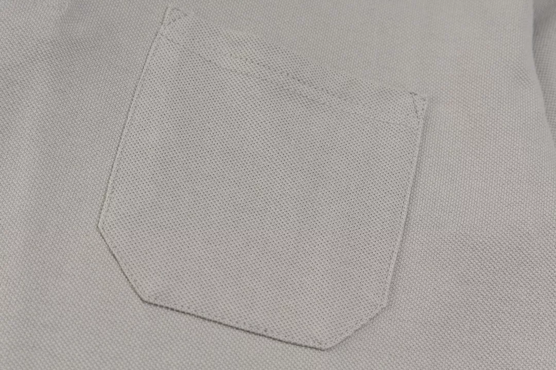 Versatile 1304 Gucci T-Shirts Short Sleeved For Men