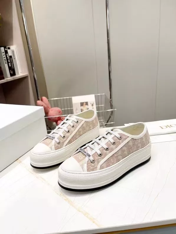 Versatile 1641 Christian Dior Casual Shoes For Women