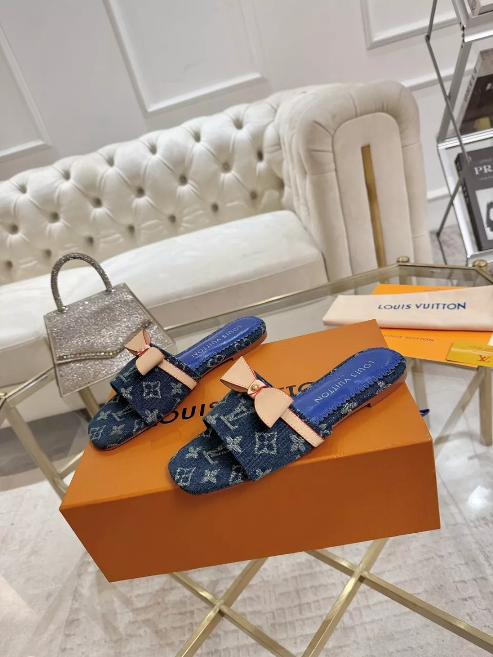 Versatile 1689 Louis Vuitton Slippers For Women