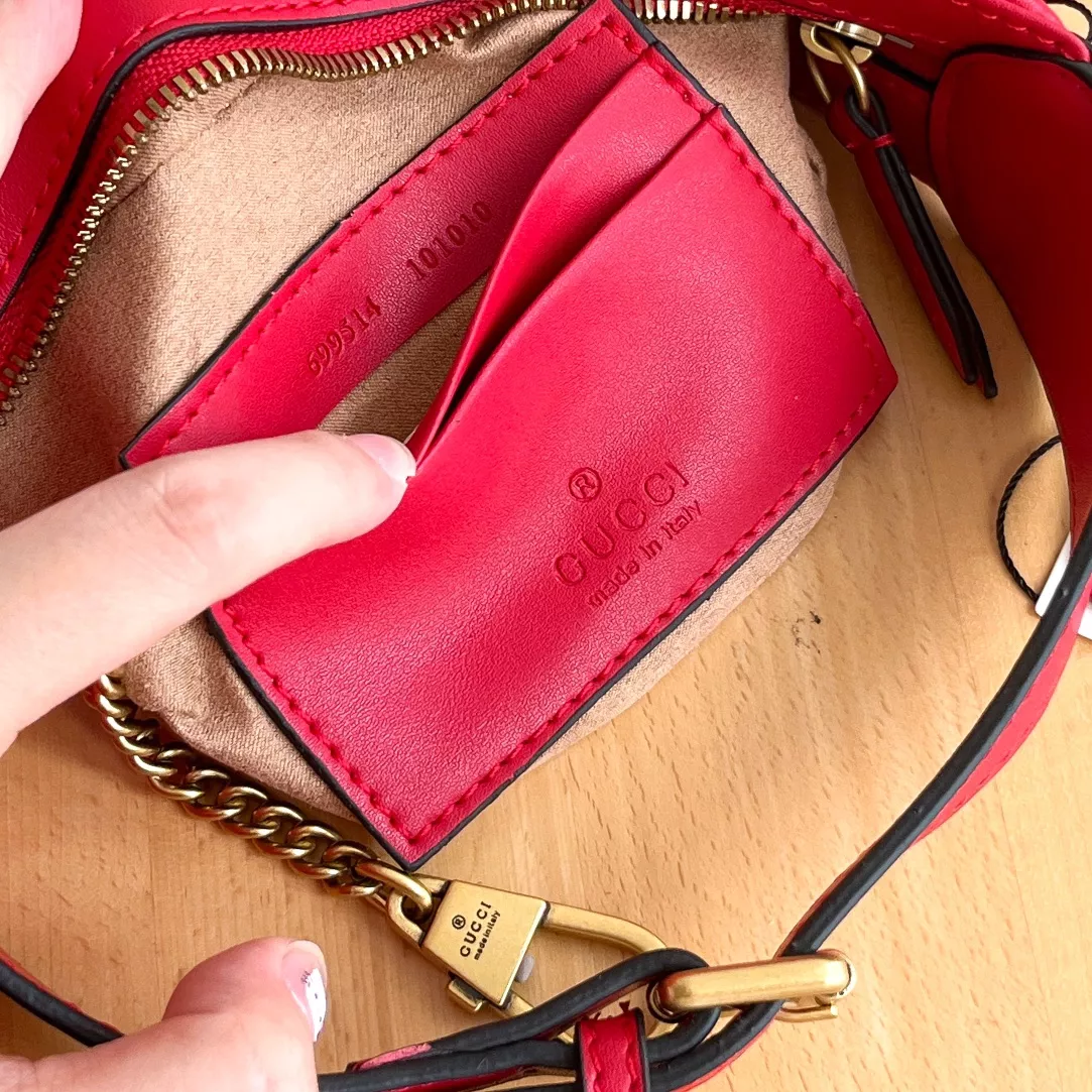 Versatile 1706 Gucci AAA Quality Handbags For Women