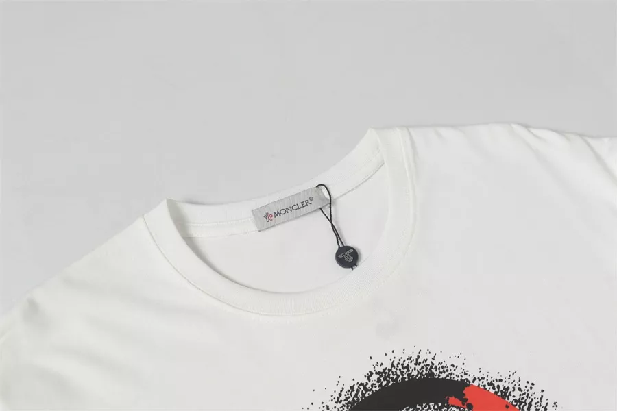 Versatile 1780 Moncler T-Shirts Short Sleeved For Unisex