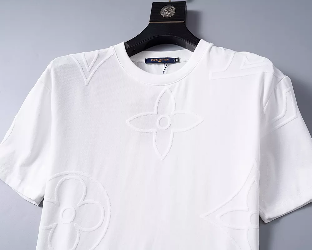 Versatile 2309 Louis Vuitton LV Tracksuits Short Sleeved For Men