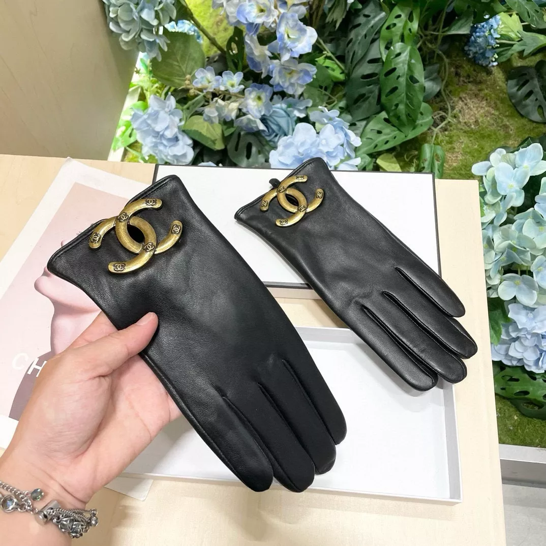 Versatile 2950 Chanel Gloves For Women