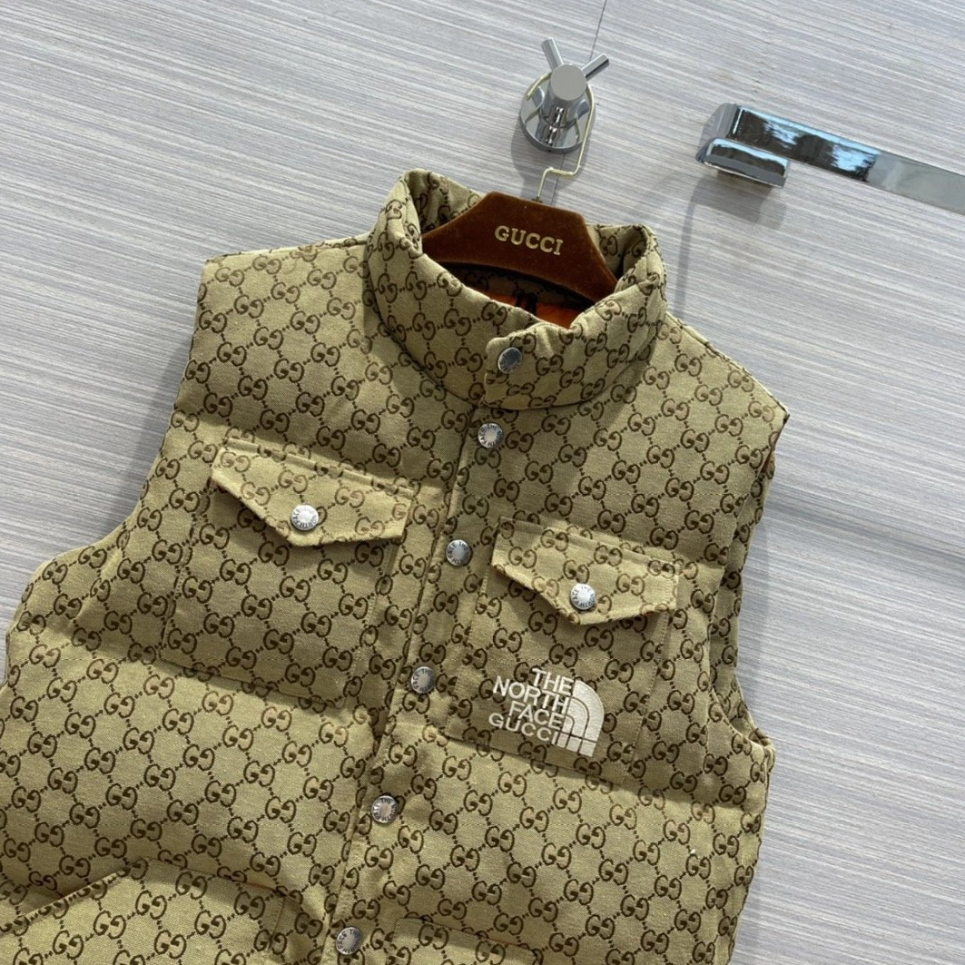 Versatile 3289 Gucci Down Vest Sleeveless For Unisex