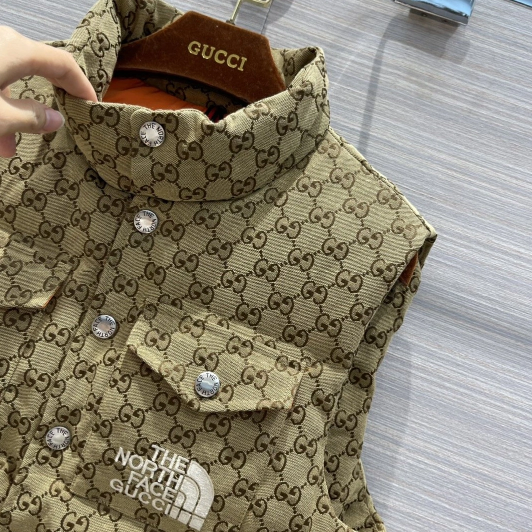 Versatile 3289 Gucci Down Vest Sleeveless For Unisex