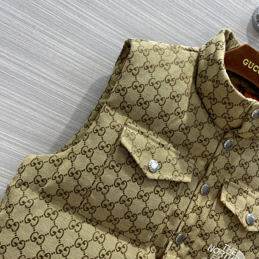 Versatile 3289 Gucci Down Vest Sleeveless For Unisex