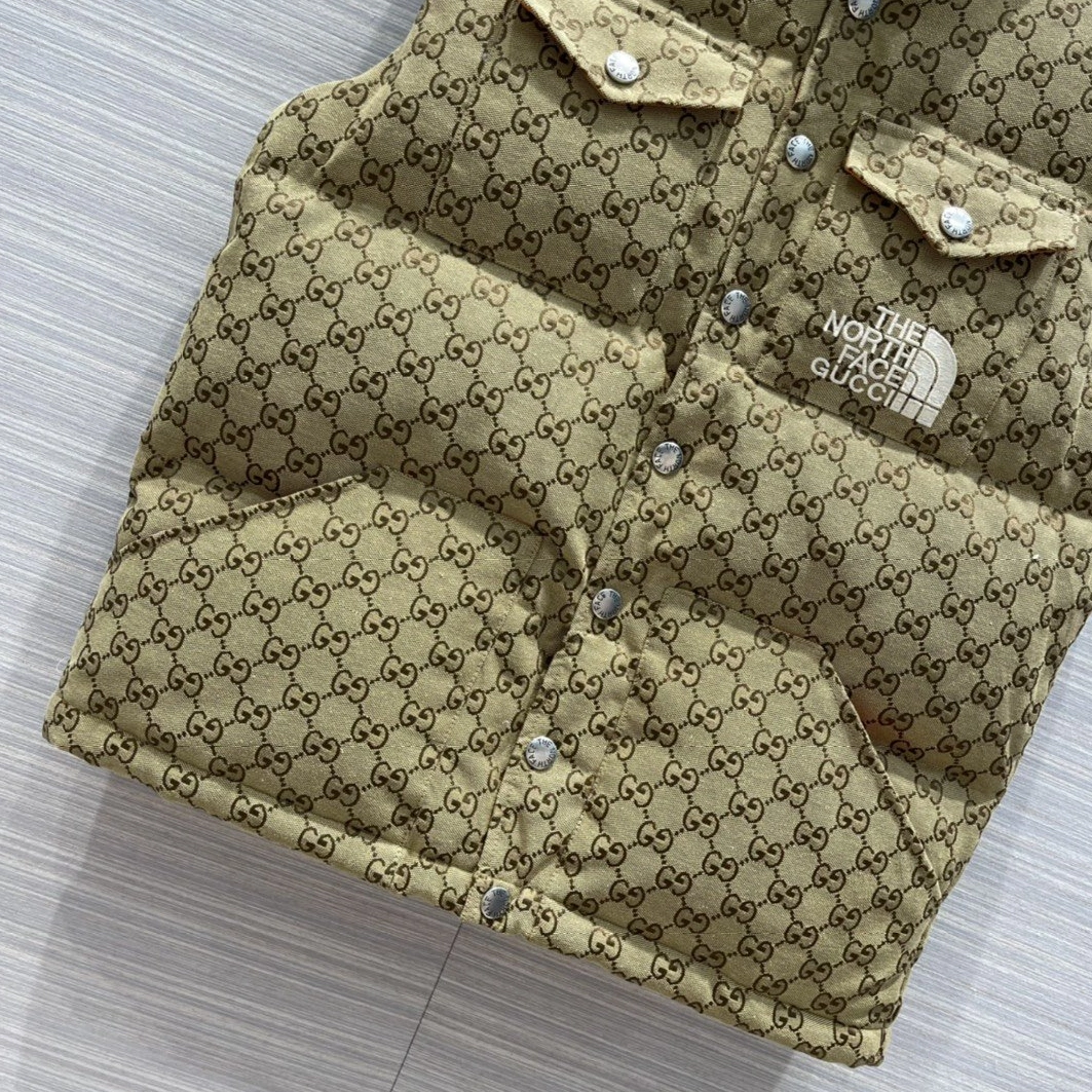 Versatile 3289 Gucci Down Vest Sleeveless For Unisex