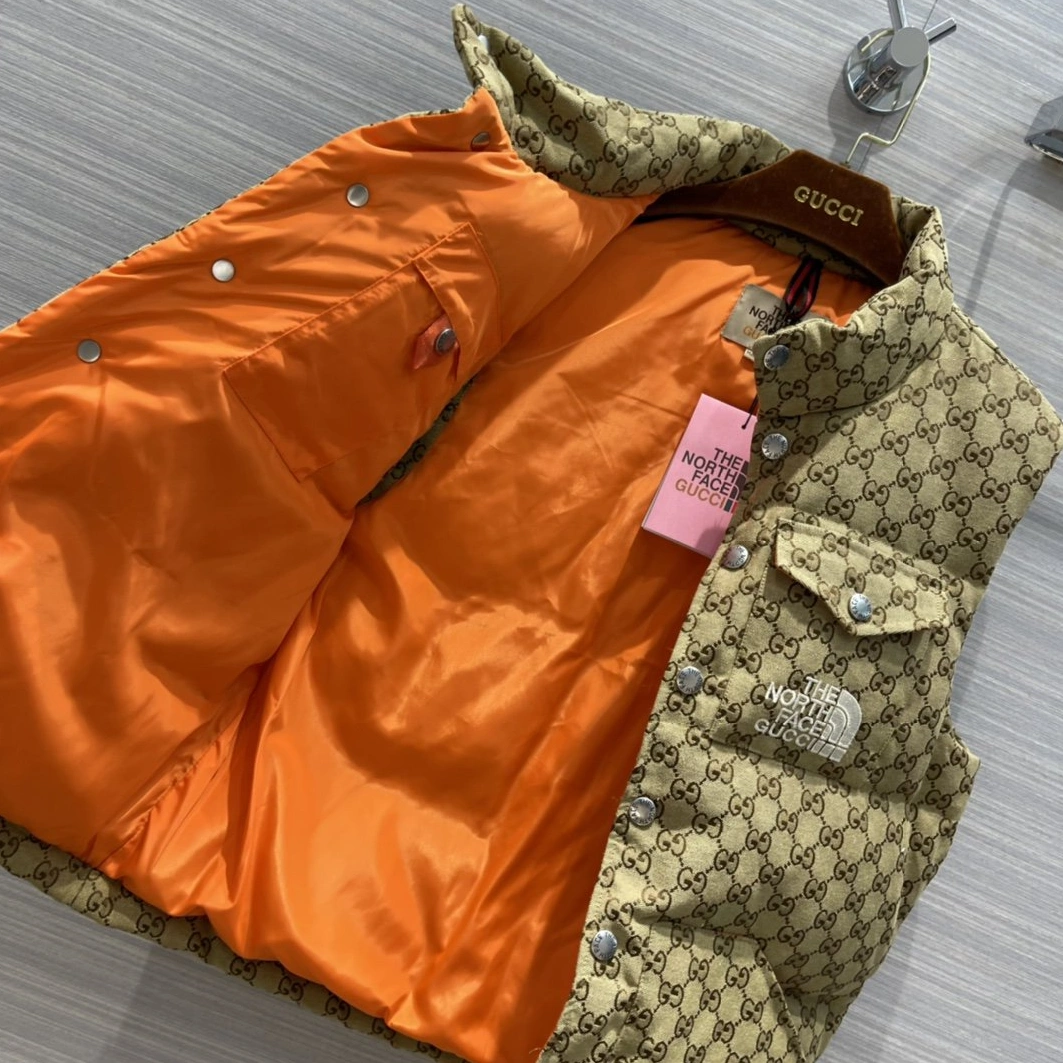 Versatile 3289 Gucci Down Vest Sleeveless For Unisex