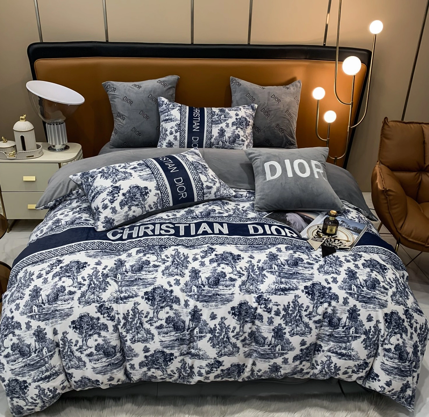 Versatile 3439 Christian Dior Bedding