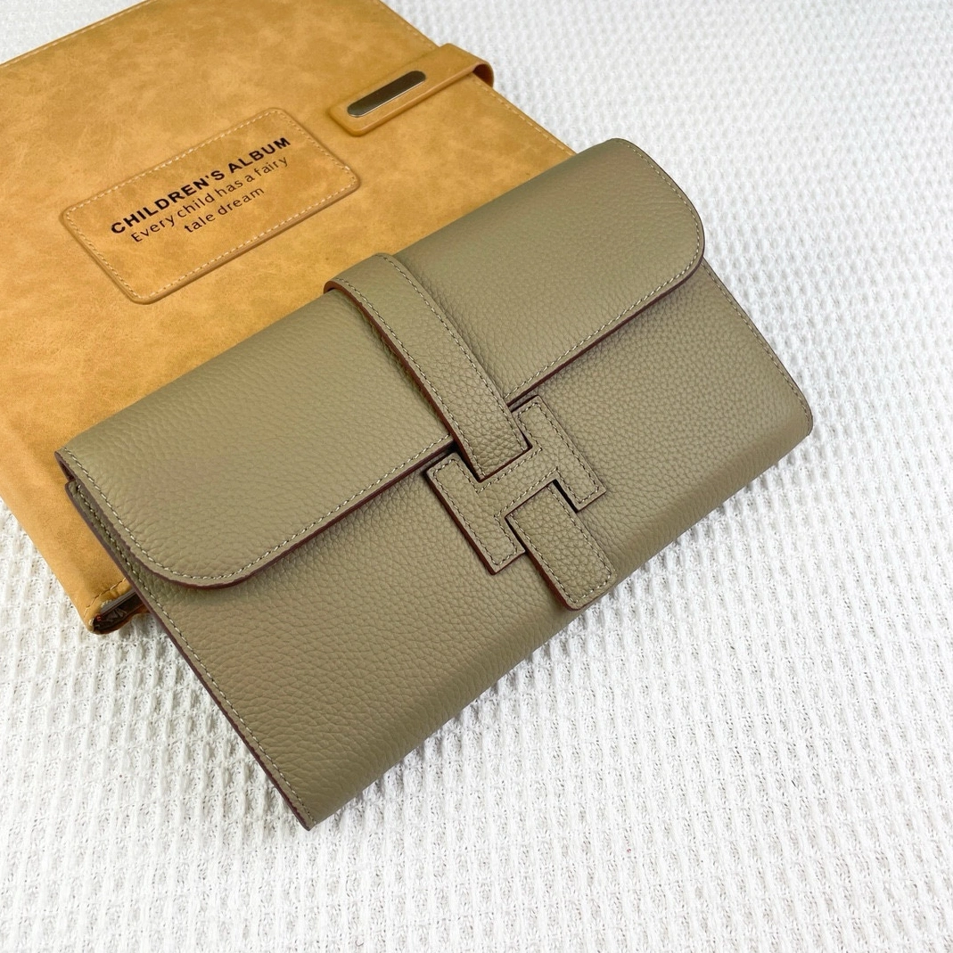 Versatile 349 Hermes Wallet For Women
