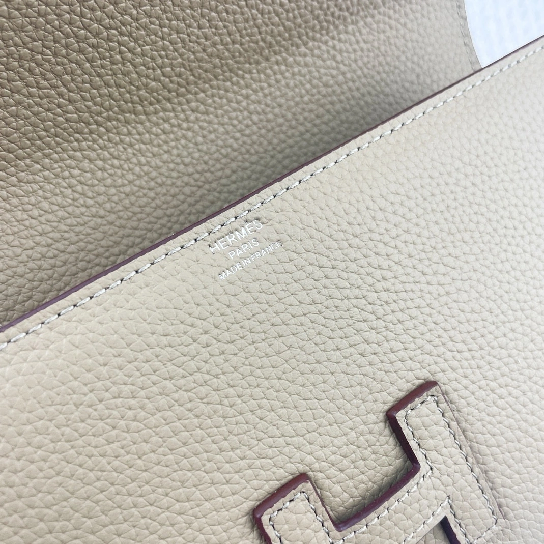 Versatile 349 Hermes Wallet For Women