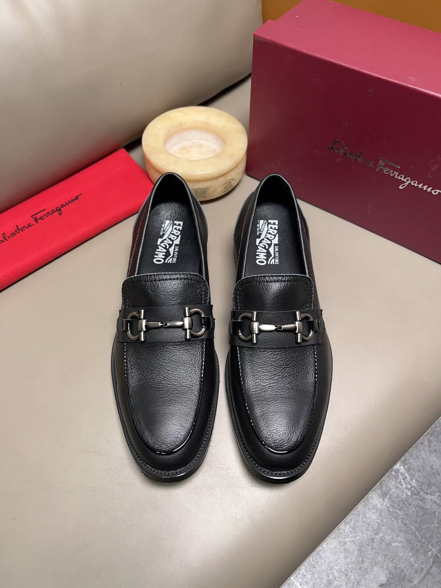 Versatile 3901 Salvatore Ferragamo Leather Shoes For Men