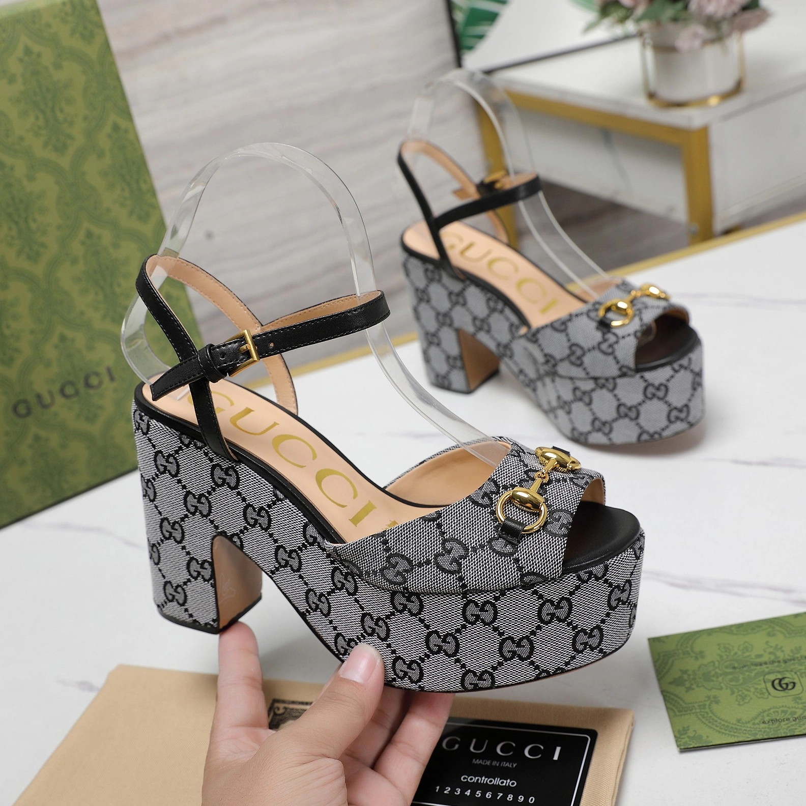 Versatile 3946 Gucci Sandal For Women