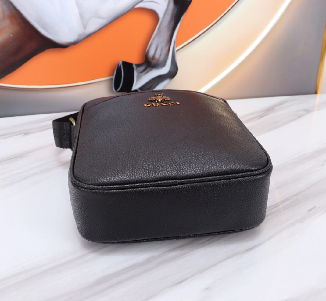 Versatile 397 Gucci AAA Man Messenger Bags