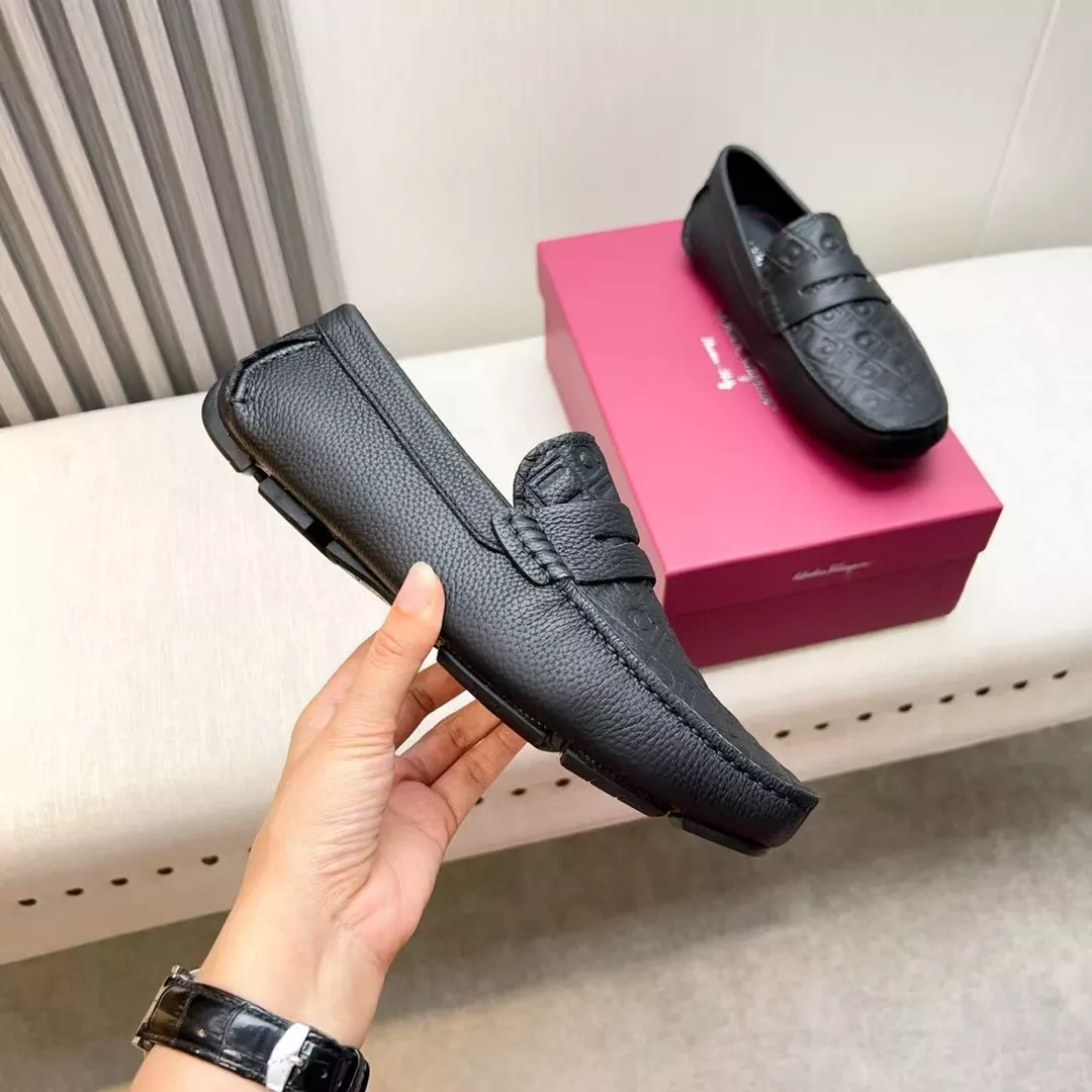Versatile 398 Salvatore Ferragamo Leather Shoes For Men