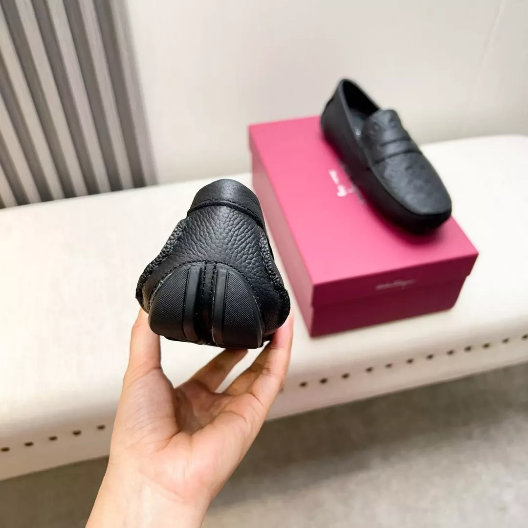 Versatile 398 Salvatore Ferragamo Leather Shoes For Men