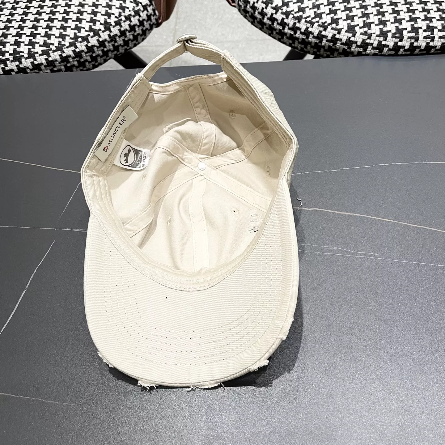 Versatile 3987 Moncler Caps