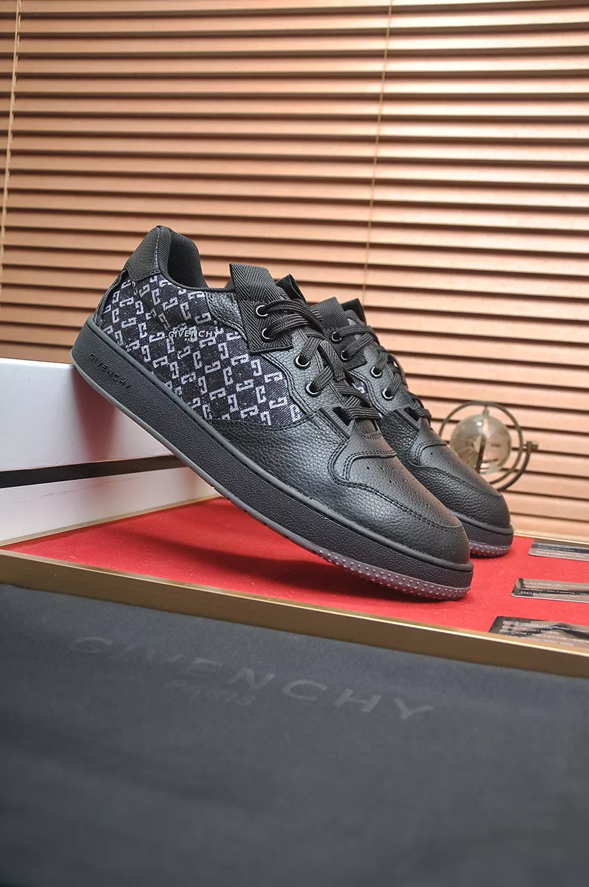 Versatile 4058 Givenchy Casual Shoes For Men