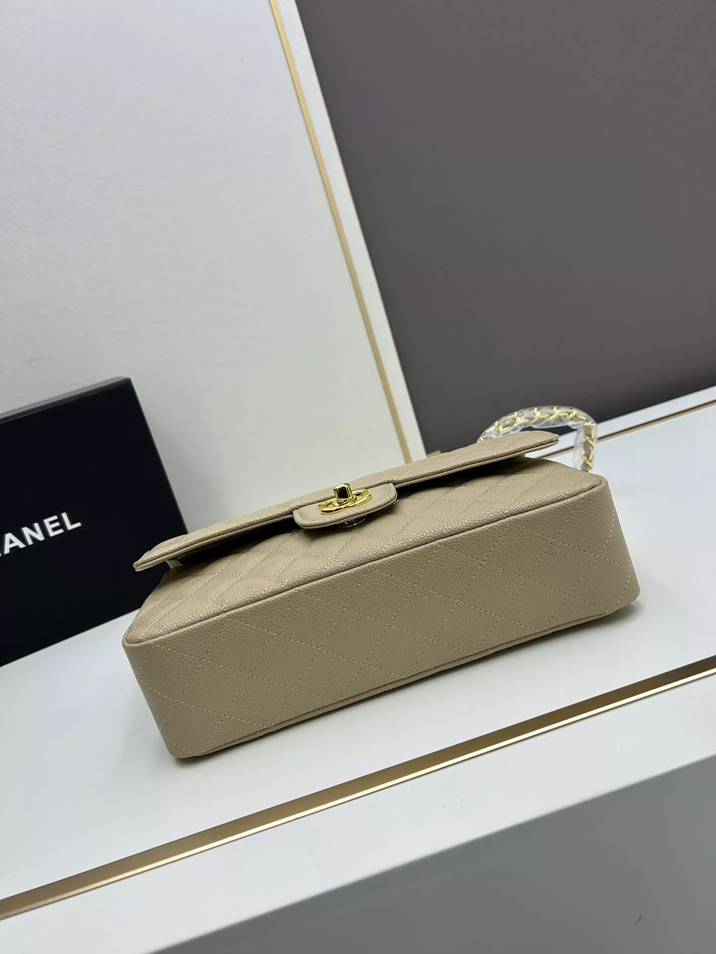 Versatile 4063 Chanel AAA Quality Shoulder Bags For Women