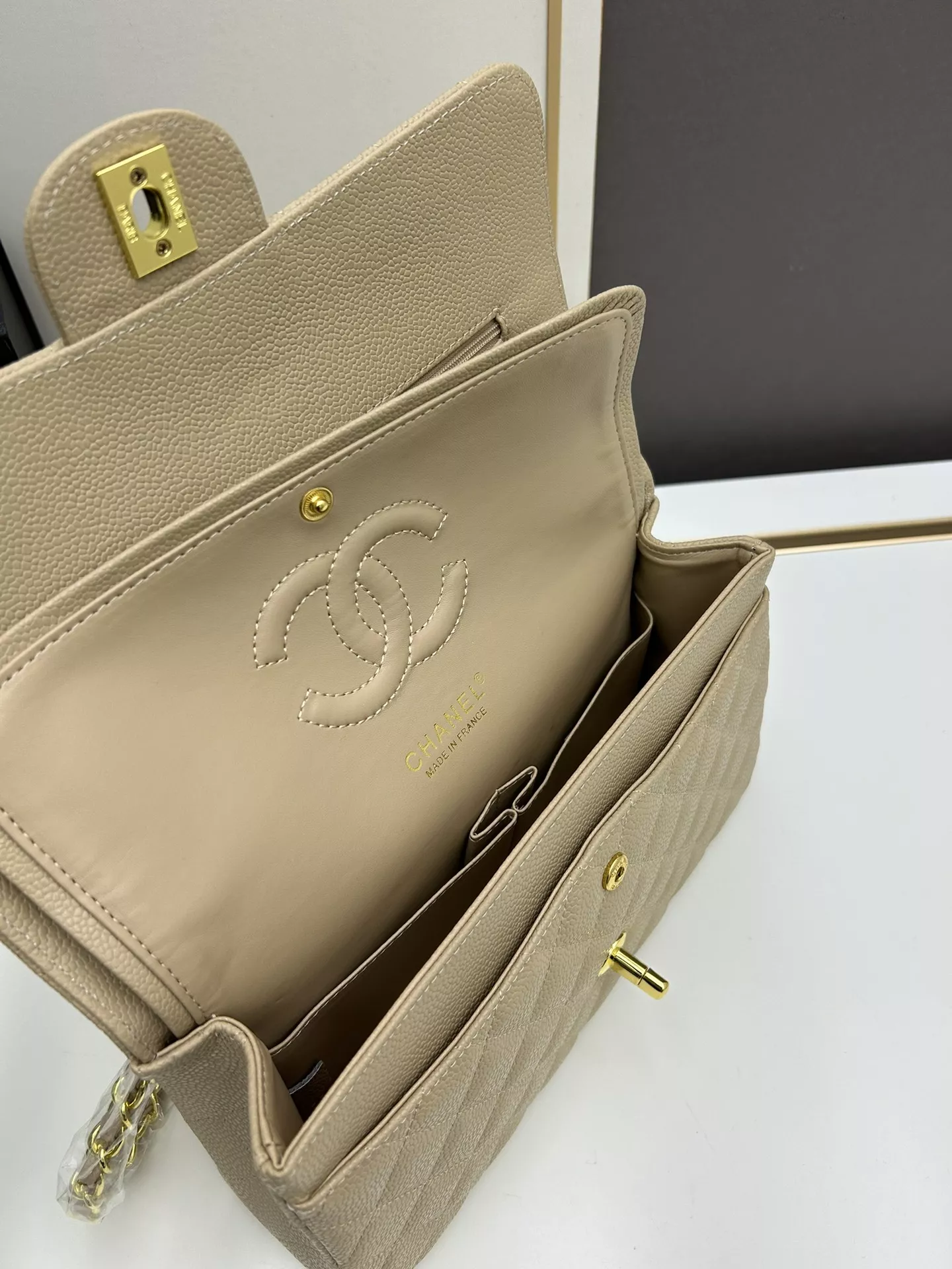 Versatile 4063 Chanel AAA Quality Shoulder Bags For Women