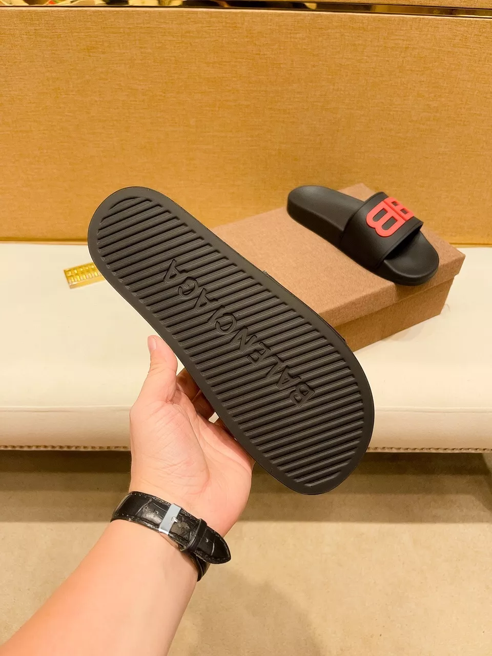 Versatile 4125 Balenciaga Slippers For Men