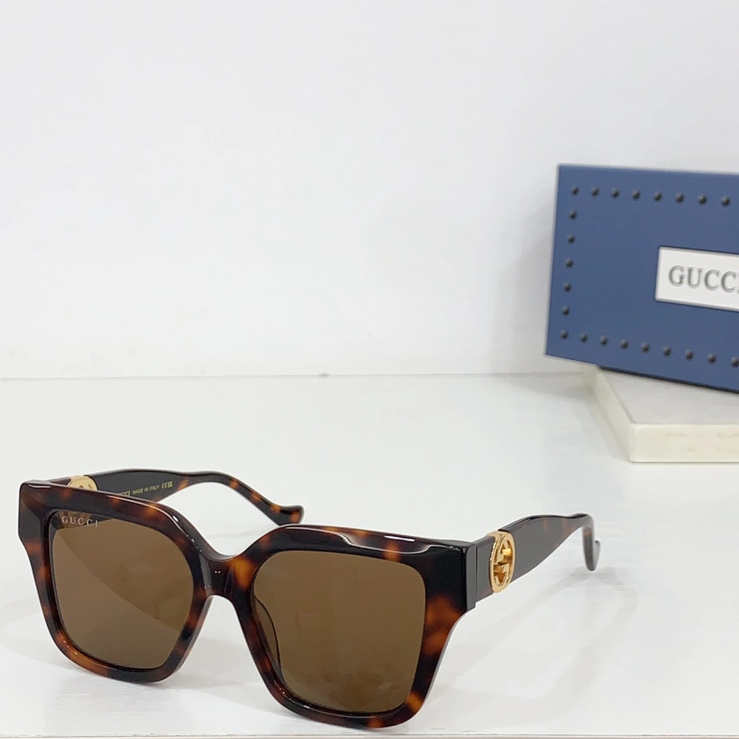 Versatile 4448 Gucci AAA Quality Sunglasses